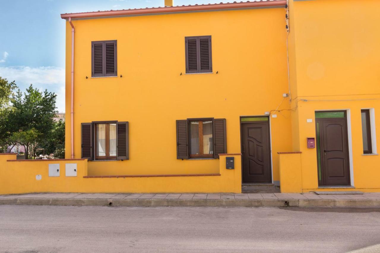 Casa Vacanza Valledoria 2 ภายนอก รูปภาพ