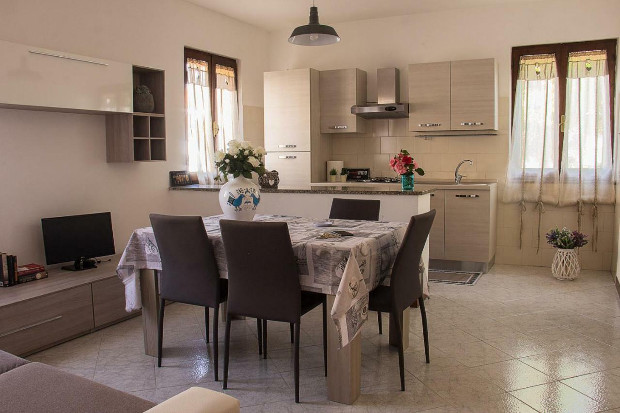 Casa Vacanza Valledoria 2 ภายนอก รูปภาพ